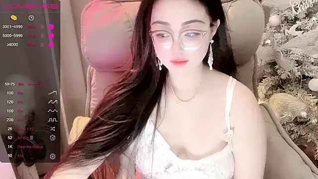 Monica-666888- webcam