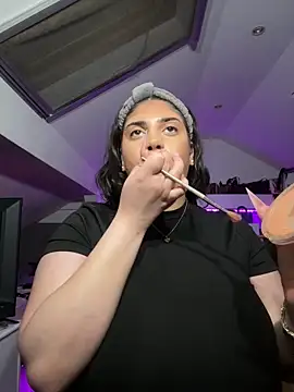 MinaKhalina Live Webcam on Stripchat