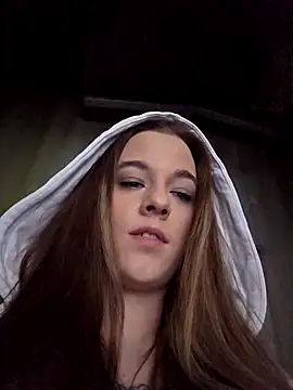 Luna_Lynn live sex cam