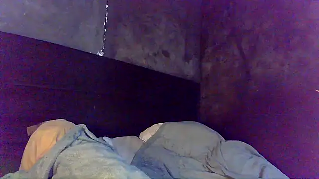 die_mond - Die_mond's free webcam - UK Sex Cams