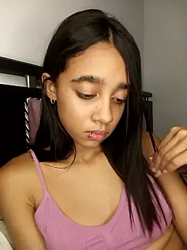 Zoe_Sweett18 webcam