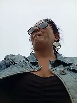 sophie_banger - Sophie_banger's free webcam - UK Sex Cams