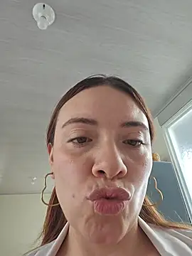 valery_mora (F young) - ride dildo +  suck tits + spak ass