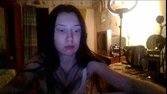 RussNocturnal webcam