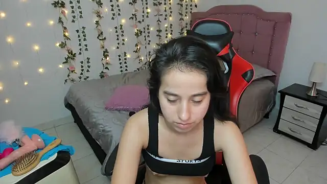 antonella_heinz - Antonella_heinz's free webcam - UK Sex Cams