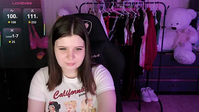 amyvibess - AmyVibess's free webcam - UK Sex Cams