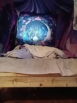 cockycummer (Ask my age) - Tip to eat my cum