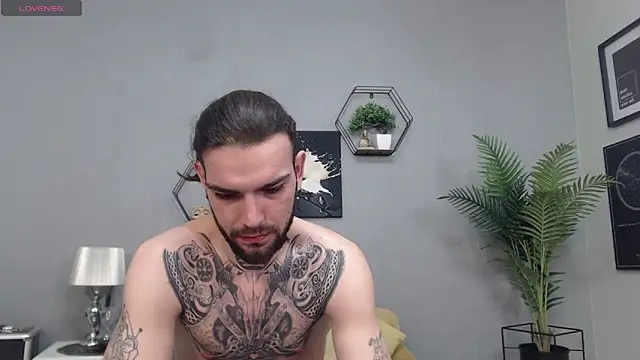 kanehunter - KaneHunter's free webcam - UK Sex Cams