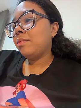 Webcam Model (XMara) is live