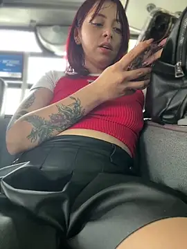 RojitasTeaseX_ live sex cam