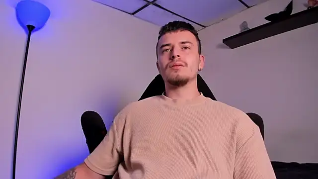 james_connor2 live sex cam