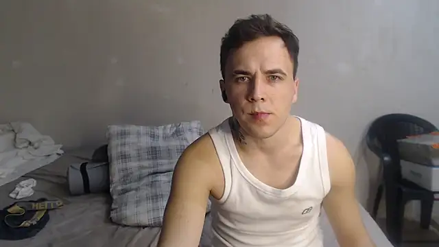 denis_sport (M young) - I want to cum