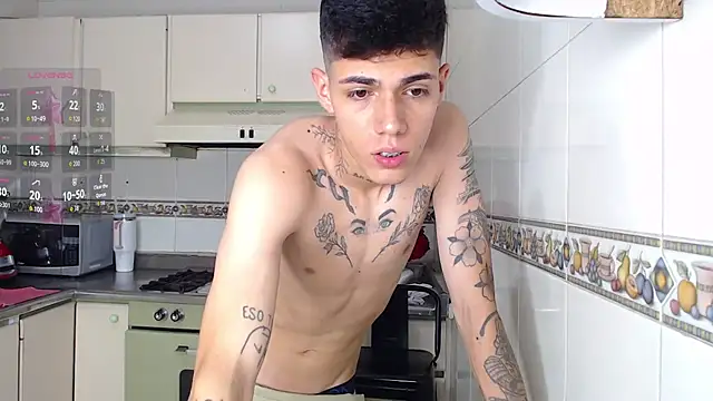 tommy_valverde (M young) - Cum + Eat