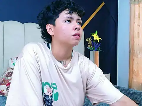 NikiEvanz live sex cam