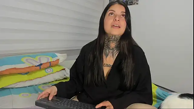 lia_levine - Lia_levine's free webcam - UK Sex Cams