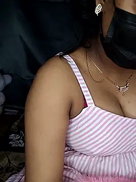 miss_eyekiller12 - Miss_eyekiller12's free webcam