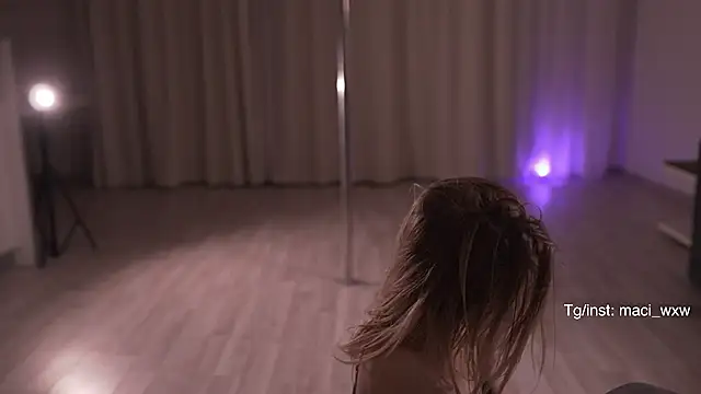 faster_maci (F teen) - take off bra