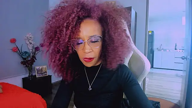 ScarlettMalbec live sex cam