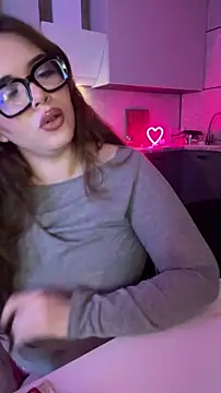 cutiepie3 - CutiePie3's free webcam - UK Sex Cams