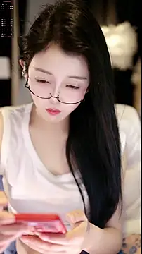 美女xiaomoli928在线直播