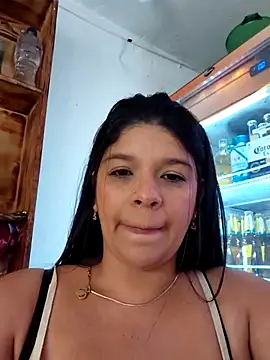 layla-daring - Layla-daring's free webcam - UK Sex Cams