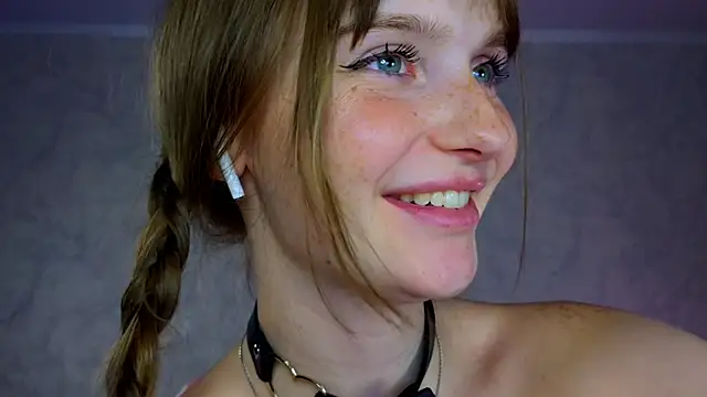 lovelly_molly1 - Lovelly_molly1's free webcam - UK Sex Cams