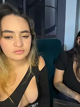 Antonella_Julieta webcam