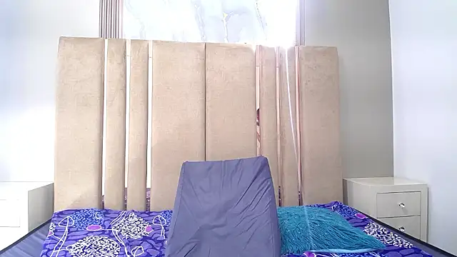 violet_angel13 - Violet_angel13's free webcam - UK Sex Cams