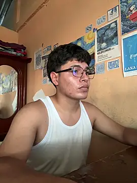 erickckk - Erickckk's free webcam - UK Sex Cams