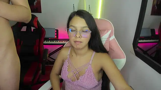 jessi_and_boy's Stripchat profile