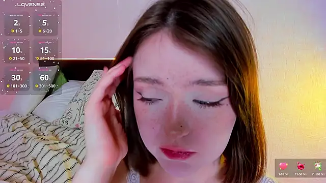 lexxxxxxi - Lexxxxxxi's free webcam - UK Sex Cams