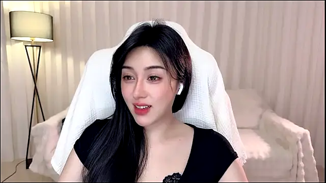 美女Canbaobao-KK在线直播