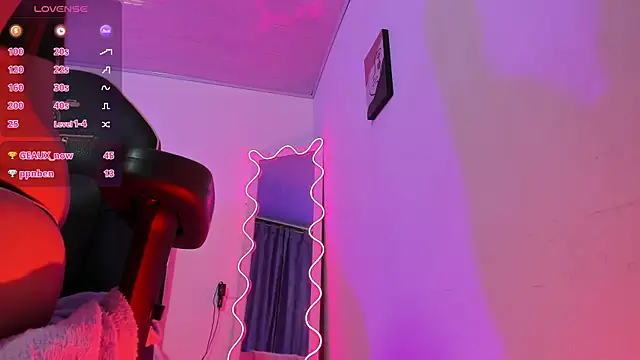 rio_tay1 - RIO_TAY1's free webcam - UK Sex Cams