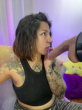 _antonella_dreamss - _antonella_dreamss's free webcam - UK Sex Cams