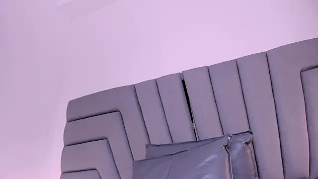 maia_520 - Maia_520's free webcam - UK Sex Cams