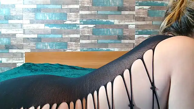 andra_love (F mature) - show pussy