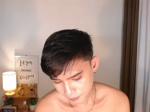 asian_dai (M young) - JUST WANT MY DAY HAPPY AND FUN.