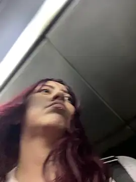 RojitasTeaseX_ webcam