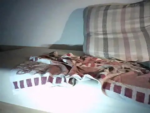 HugoSant live sex cam