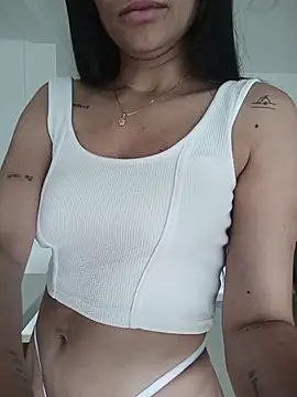 Webcam Model (Ina_Jody_)  is live.Free join now!