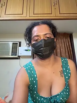 Webcam Model (TeddyLover5)  is live.Free join now!