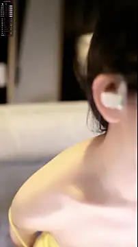 美女xiaomoli928在线直播