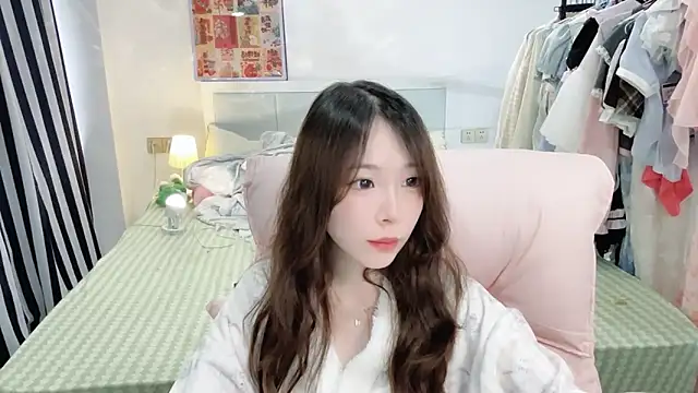 美女Gardenia-222在线直播