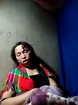 NIANIAKUTE live sex cam