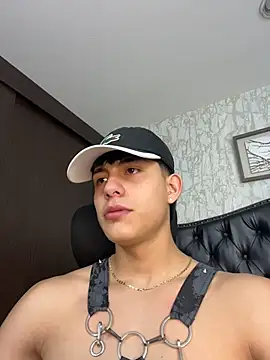 Lander_Cruz's live cam