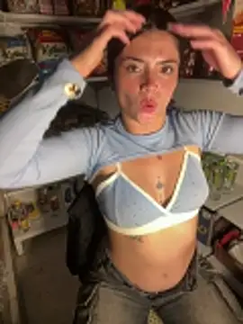 Webcam Model (PamelaJonsom_)  is live.Free join now!