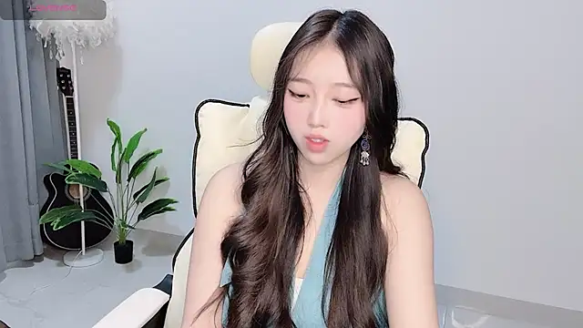 yukiy8877 - Yukiy8877's free webcam - UK Sex Cams