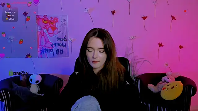 liana_kisses (F teen) - doggy in panties