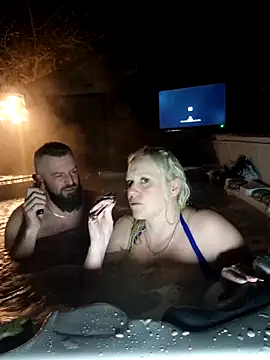 Bella_Squirts webcam