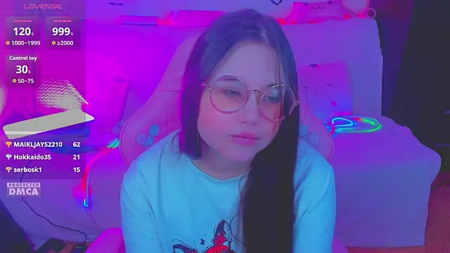 lolisuccub - Lolisuccub's free webcam - UK Sex Cams